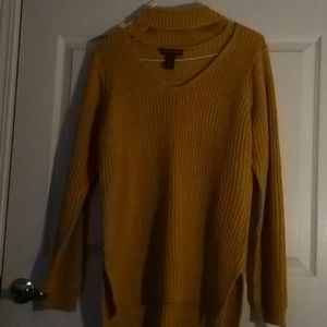 Cute Mustard yellow sweater
